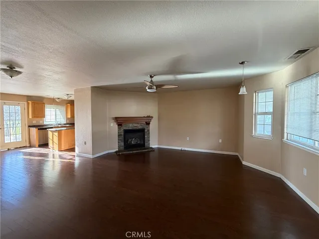 $1,400 | 19405 Mountain North, Hidden Valley Lake, CA 95467