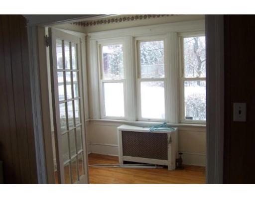15 Croydon Road Worcester, MA 01606 - Photo 3 of 9 Gallery Image 3