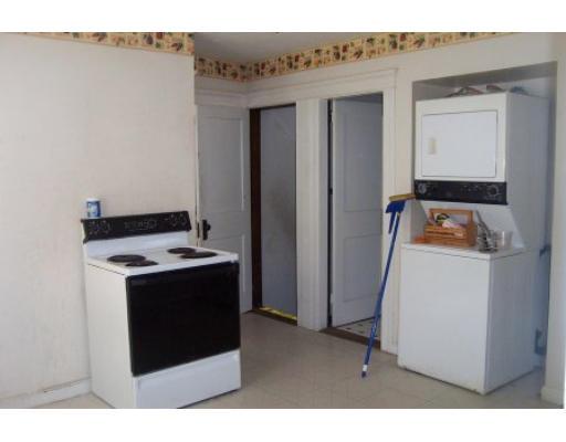 15 Croydon Road Worcester, MA 01606 - Photo 4 of 9 Gallery Image 4
