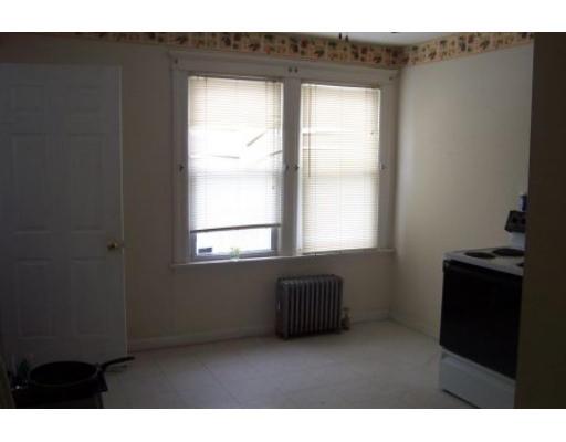 15 Croydon Road Worcester, MA 01606 - Photo 5 of 9 Gallery Image 5