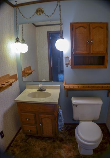 1056 Old State Road Apollo, PA 15613 - Photo 14 of 25
