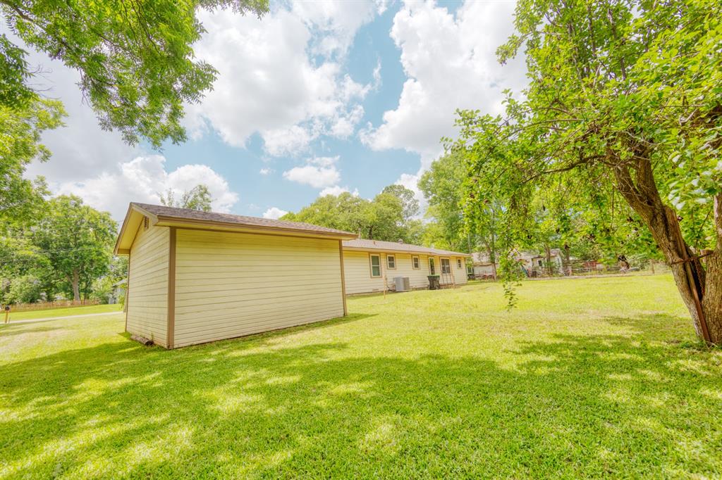 308 West White Street Pilot Point, TX 76258 - Photo 13 of 13