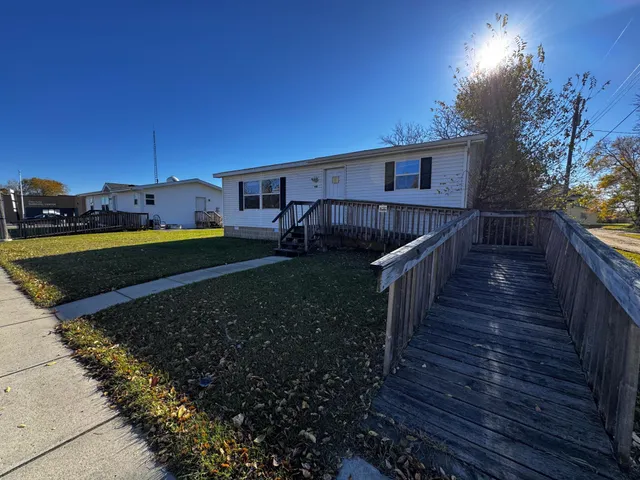 $80,000 | 418 2nd Street Northwest, Cass Lake, MN 56633