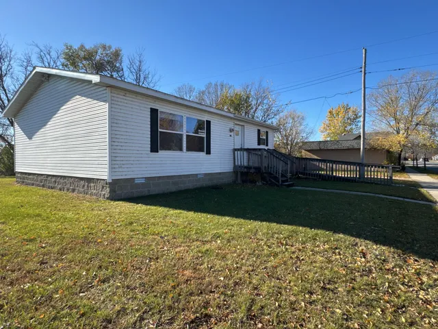 $80,000 | 418 2nd Street Northwest, Cass Lake, MN 56633