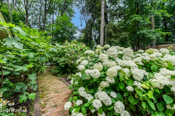 $1,275,000 | 2041 Raritan Road, Scotch Plains, NJ 07076