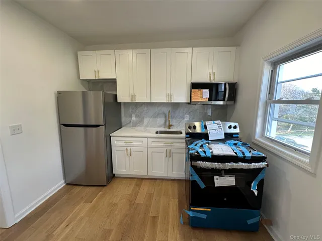 $3,100 | 65 New York Avenue, Unit B, Congers, NY 10920