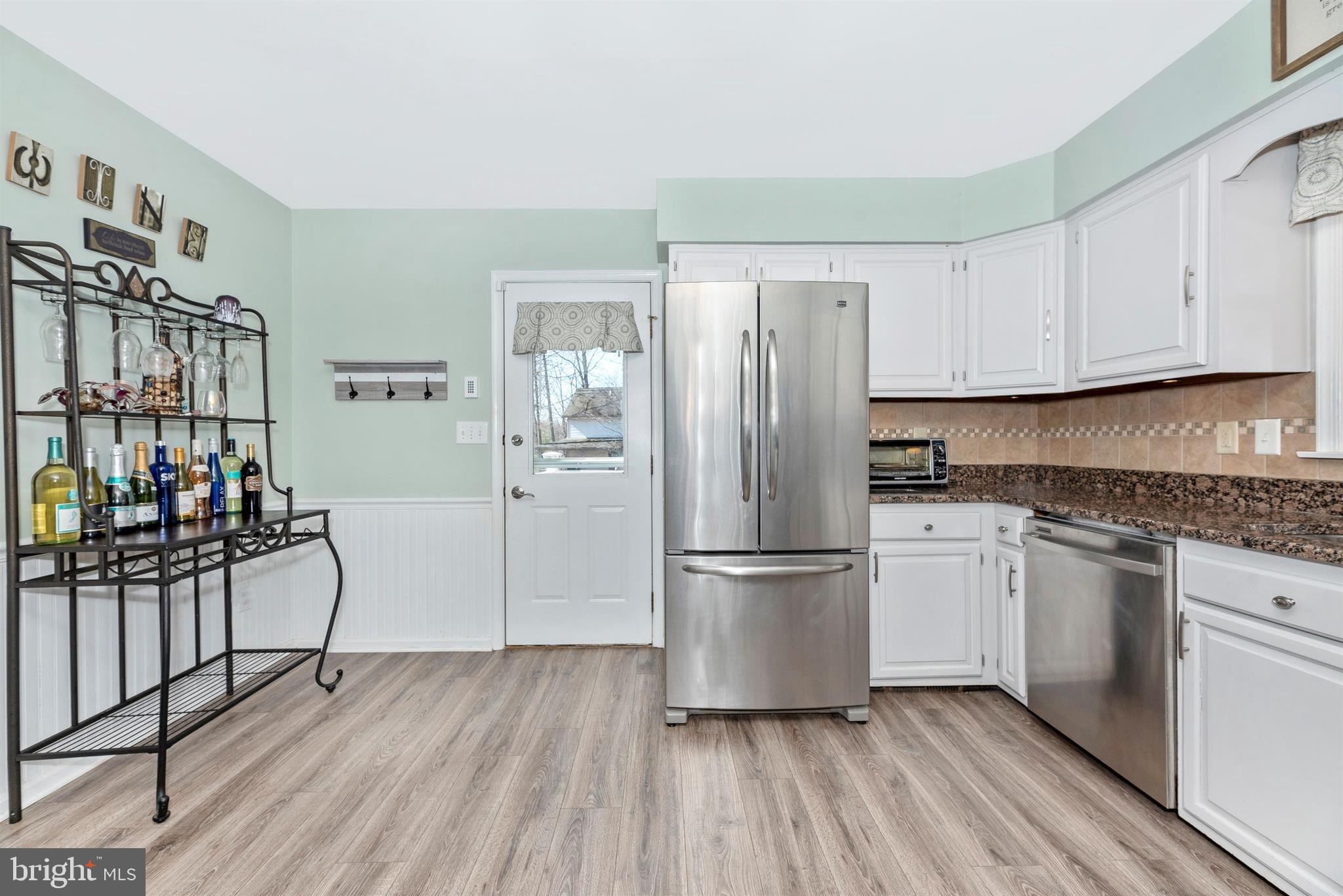 14112 Peddicord Road Mount Airy, MD 21771 - Photo 13 of 31 Kitchen