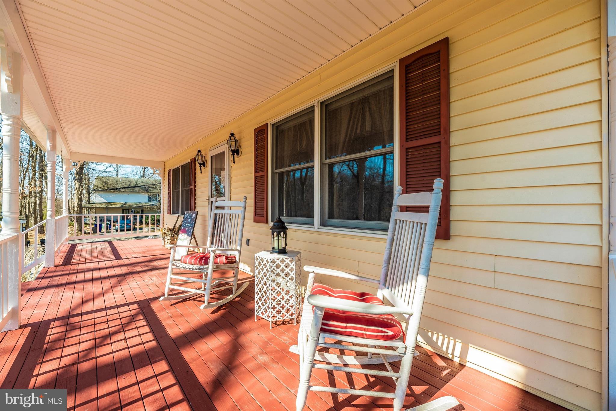 14112 Peddicord Road Mount Airy, MD 21771 - Photo 4 of 31 Awesome porch