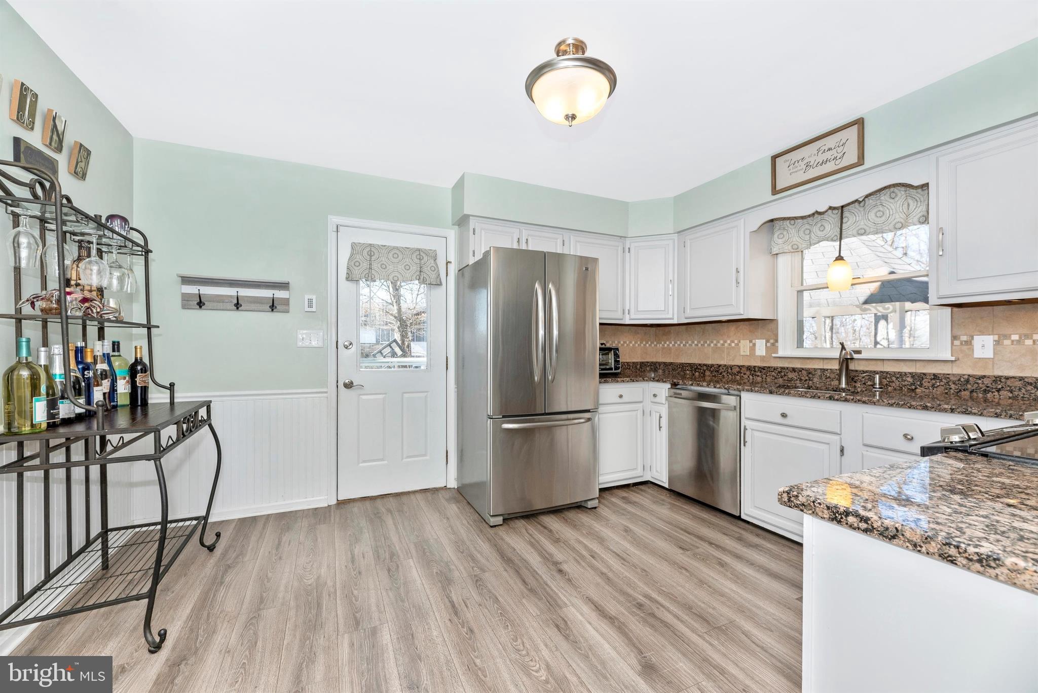 14112 Peddicord Road Mount Airy, MD 21771 - Photo 10 of 31 Updated Kitchen Stainless Steel Appliances