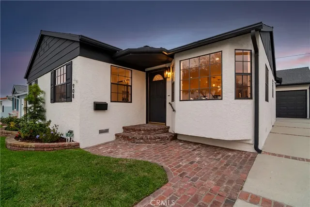 $1,369,000 | 908 Fonthill Avenue, Torrance, CA 90503