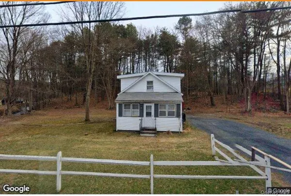 $279,900 | 55 Peenpack Trail, Huguenot, NY 12746