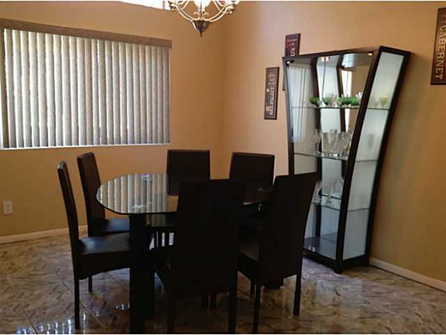 399 Compass Road Oceanside, CA 92054 - Photo 8 of 24 Dining room