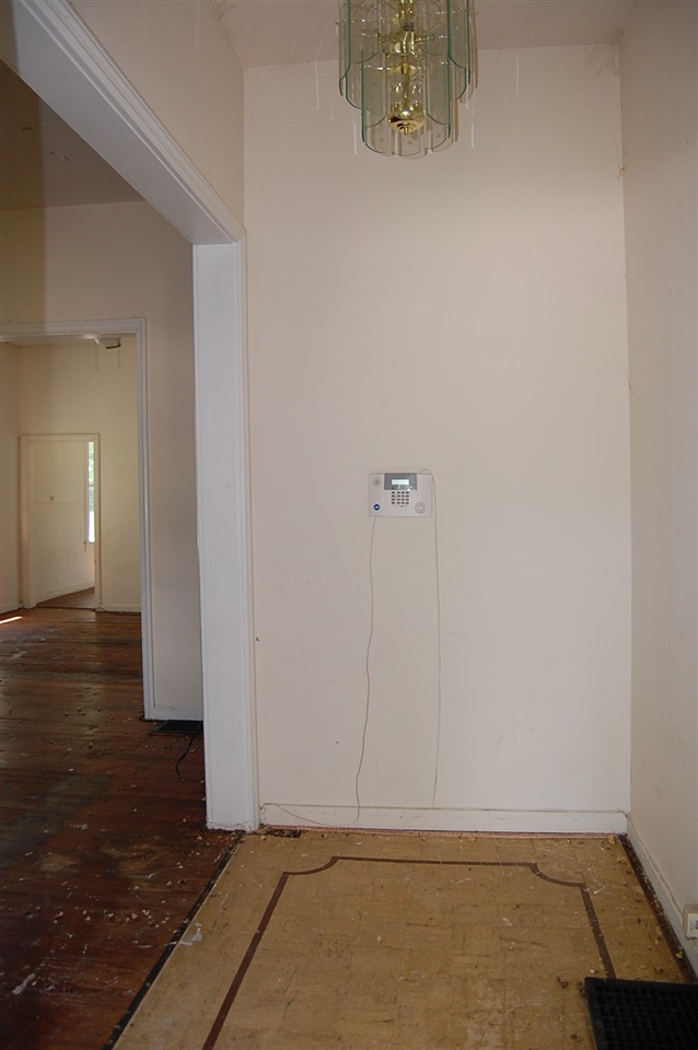 659 Line Street Evansville, IN 47713 - Photo 3 of 18 Gallery Image 3