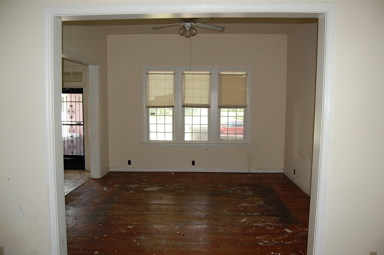 659 Line Street Evansville, IN 47713 - Photo 6 of 18 Gallery Image 6