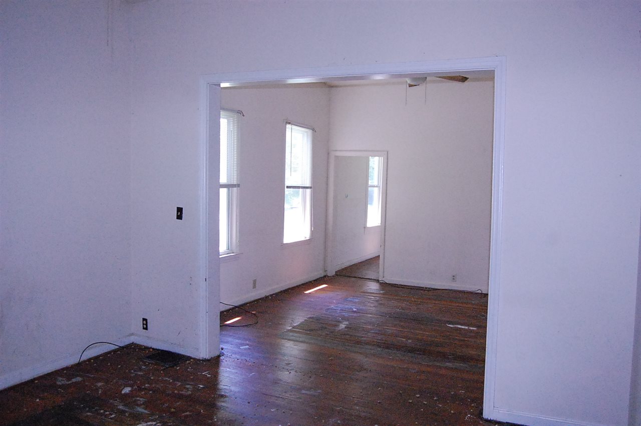 659 Line Street Evansville, IN 47713 - Photo 9 of 18 Gallery Image 9
