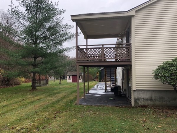 11 Perryville Road Webster, MA 01570 - Photo 10 of 27 Gallery Image 10