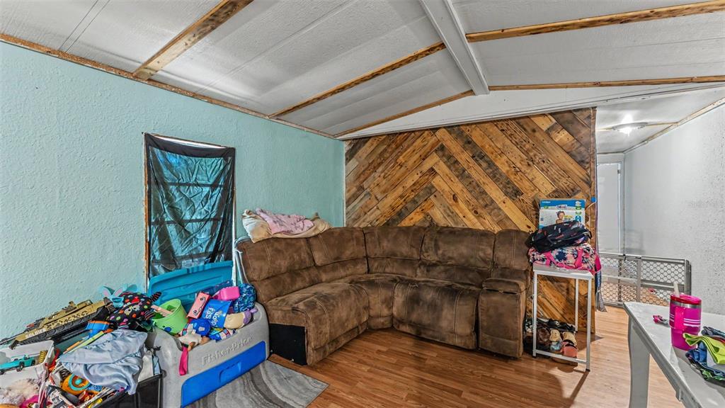 2220 Ellie Road, Unit B Auburndale, FL 33823 - Photo 8 of 32