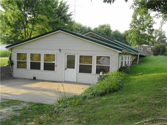 63 Overnack Road Lawrenceburg, TN 38464 - Photo 1 of 20 Welcome to 63 Overnack Road, Lawrenceburg TN.