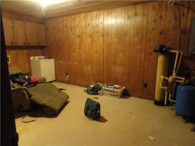 63 Overnack Road Lawrenceburg, TN 38464 - Photo 8 of 20 Large separate Laundry/Utility Room