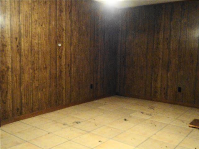 63 Overnack Road Lawrenceburg, TN 38464 - Photo 10 of 20 Bedroom