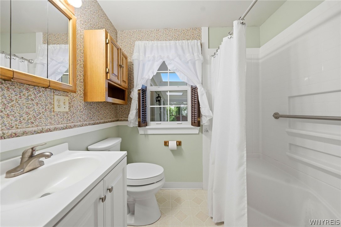2967 Schoolview Road Eden, NY 14057 - Photo 14 of 42
