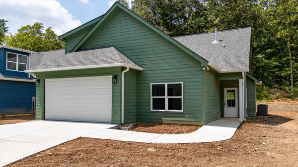 $389,900 | 4805 Green Shanty Road, Ooltewah, TN 37363