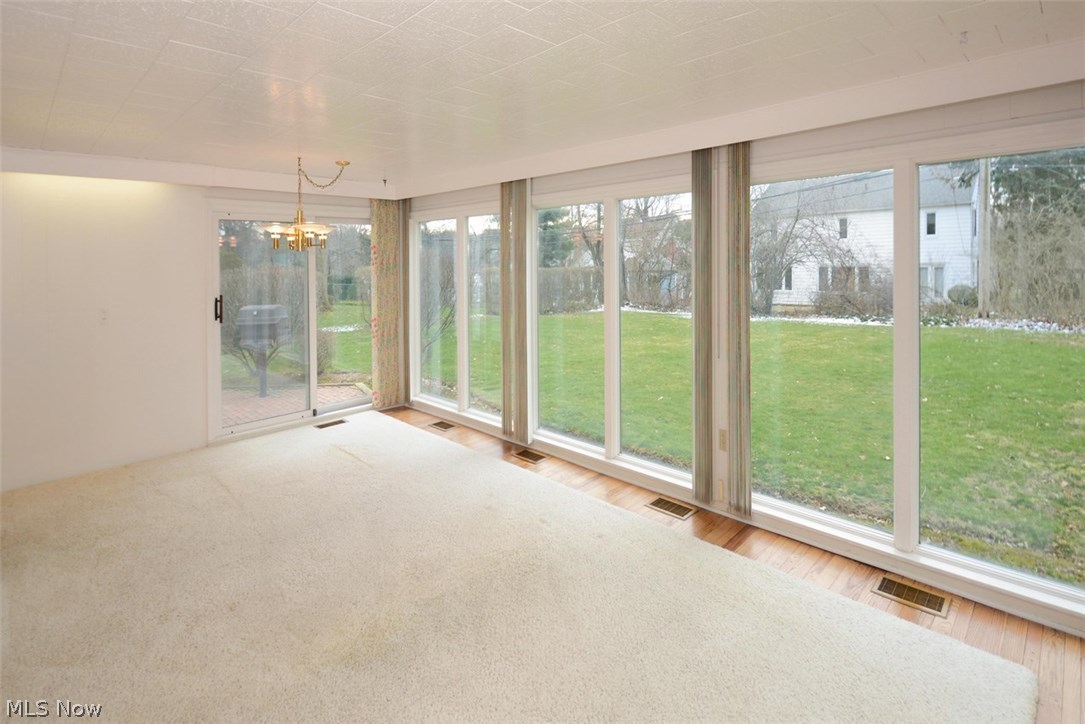 23538 Duffield Road Beachwood, OH 44122 - Photo 3 of 29 Gallery Image 3