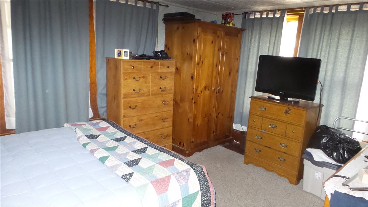 127 Mountain Road Pittsfield, NH 03263 - Photo 18 of 29