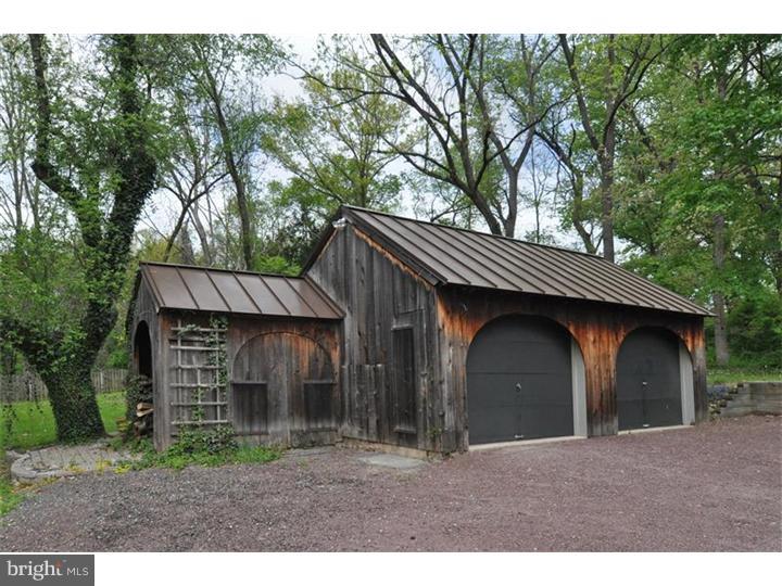 2330 Turk Road Doylestown, PA 18901 - Photo 20 of 25 Garage