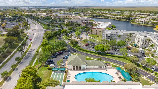 $294,595 | 7623 Southampton Terrace, Unit 102, Tamarac, FL 33321