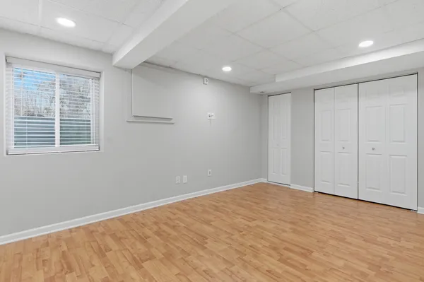 $3,000 | 2313 Stoughton Drive, Aurora, IL 60502