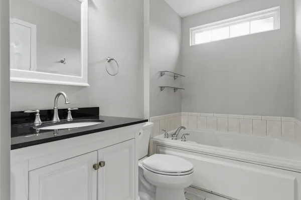 $3,000 | 2313 Stoughton Drive, Aurora, IL 60502