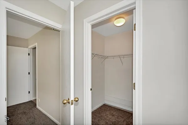 $3,000 | 2313 Stoughton Drive, Aurora, IL 60502