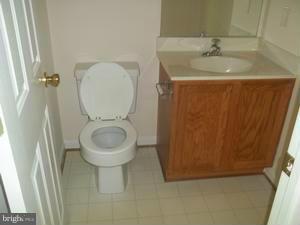 8828 Georgetown Road Chestertown, MD 21620 - Photo 5 of 14 Bath