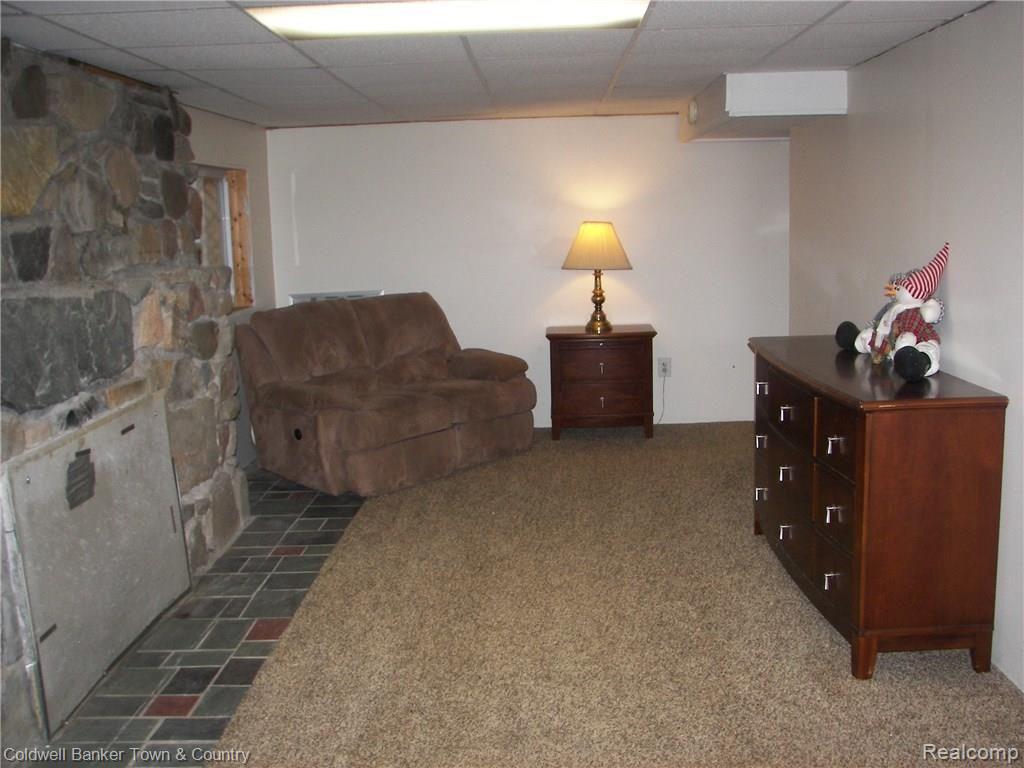 12369 Dunham Road Hartland, MI 48353 - Photo 15 of 16 031416 036.JPG