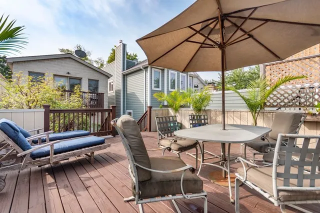 $1,525,000 | 1920 West George Street, Chicago, IL 60657