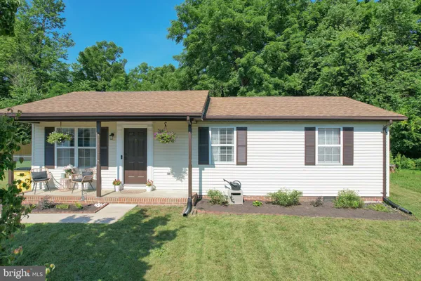 $300,000 | 168 Dexter Drive, Martinsburg, WV 25405