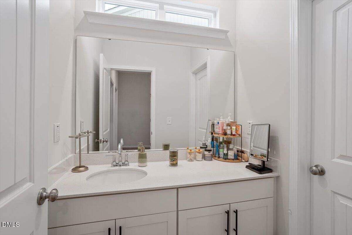 54 Ripple Way Clayton, NC 27520 - Photo 27 of 33 2nd Full Bath