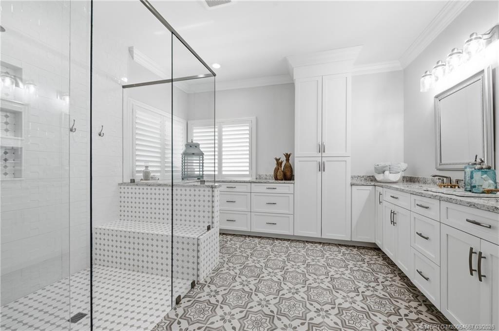 6385 Southeast Baltusrol Terrace Stuart, FL 34997 - Photo 15 of 40