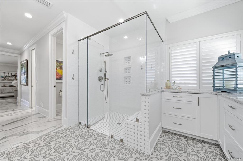 6385 Southeast Baltusrol Terrace Stuart, FL 34997 - Photo 16 of 40