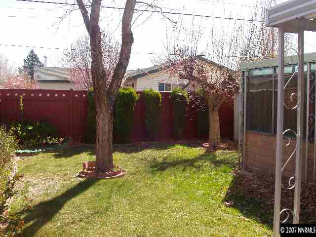 1690 Radcliffe Drive Reno, NV 89502 - Photo 2 of 9 Photo 2