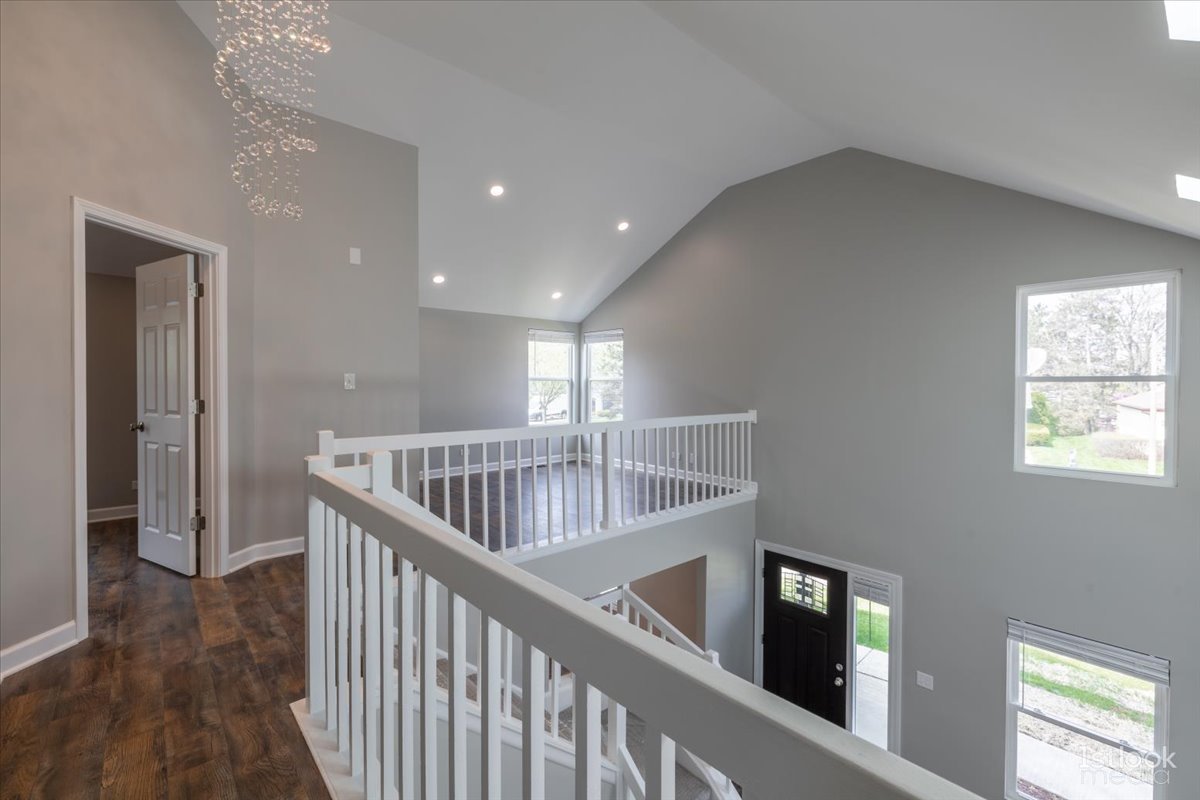 1801 Shetland Road Naperville, IL 60565 - Photo 6 of 19