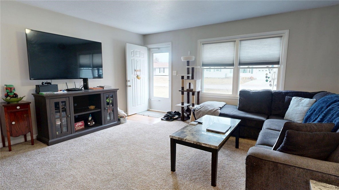 4335 East Du Frain Avenue Decatur, IL 62526 - Photo 5 of 22 Gallery Image 5