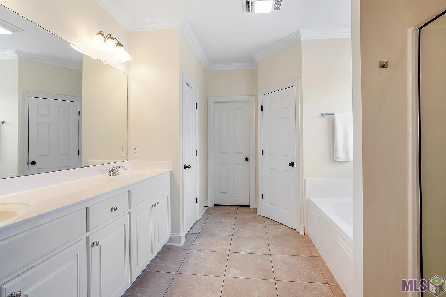 14449 Royal Villa Drive Baton Rouge, LA 70810 - Photo 12 of 15