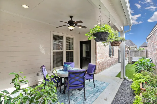 $315,000 | 14449 Royal Villa Drive, Baton Rouge, LA 70810