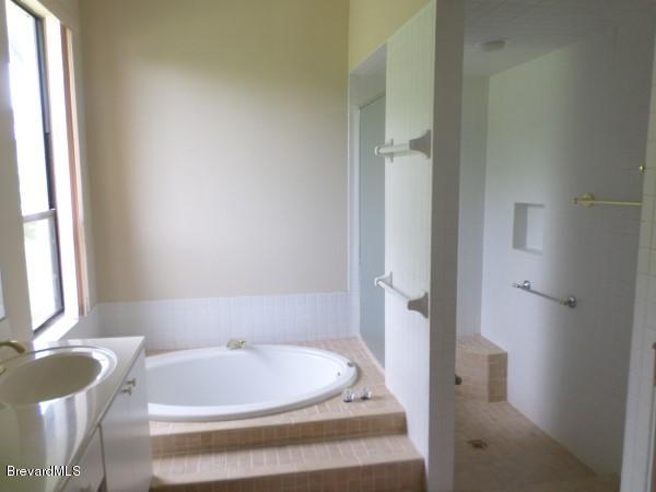 4171 Sparrow Hawk Road Melbourne, FL 32934 - Photo 19 of 35 4171 Sparrow Hawk Rd