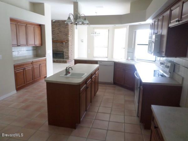 4171 Sparrow Hawk Road Melbourne, FL 32934 - Photo 6 of 35 4171 Sparrow Hawk Rd