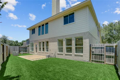 $425,000 | 5514 Waverdale Court, Sugar Land, TX 77479