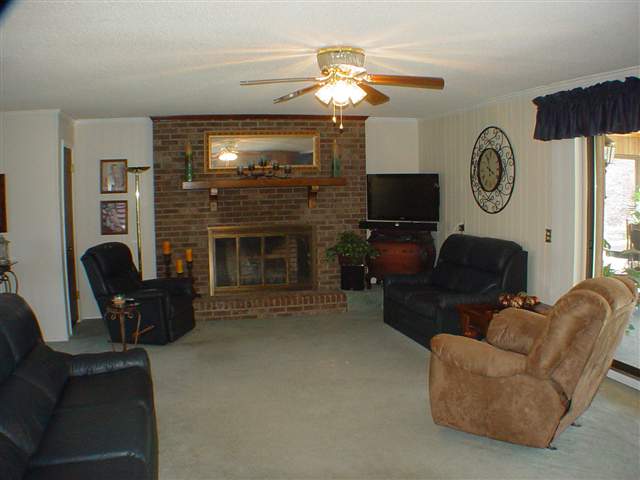 334 Piedmont Golf Course Road Piedmont, SC 29673 - Photo 6 of 25 Gallery Image 6