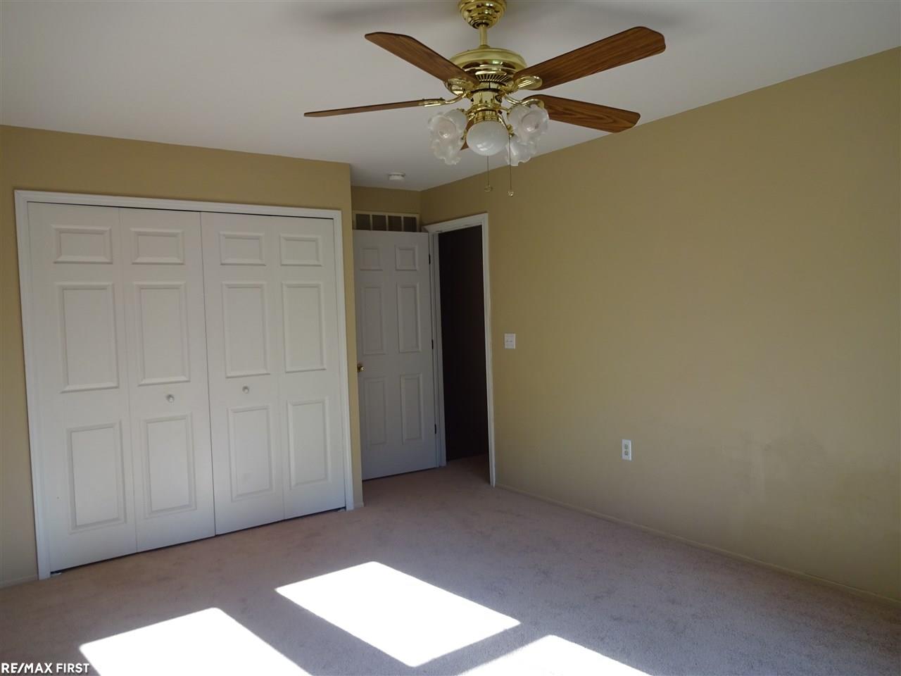 1631 Ridgecrest Rochester Hills, MI 48306 - Photo 32 of 40